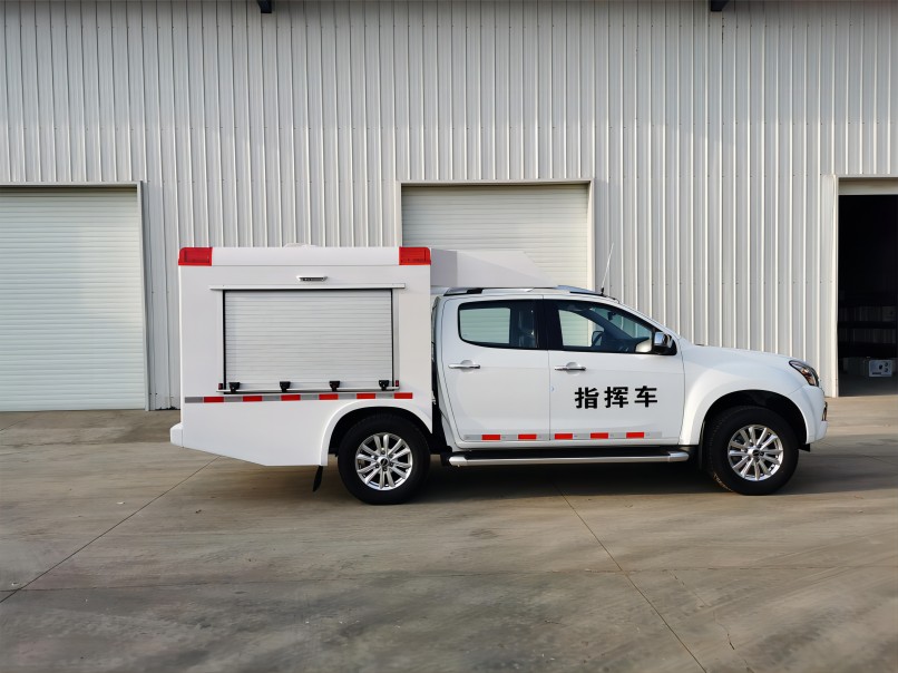 JDF5030XZHJ6型指揮車(chē)04(1).jpg